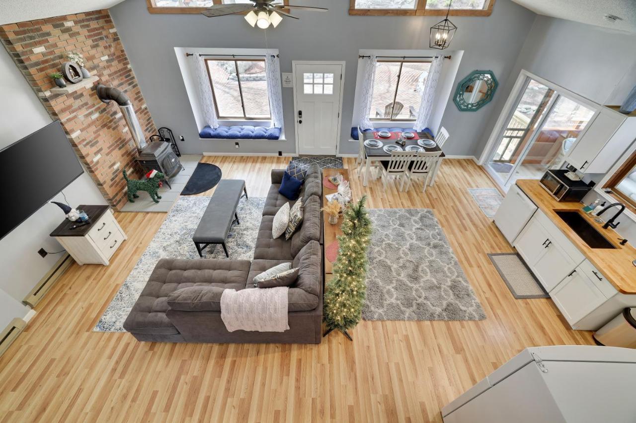 Premier Cozy Cabin - Free Amenities & Comm Indoor Pools Bushkill Exterior foto