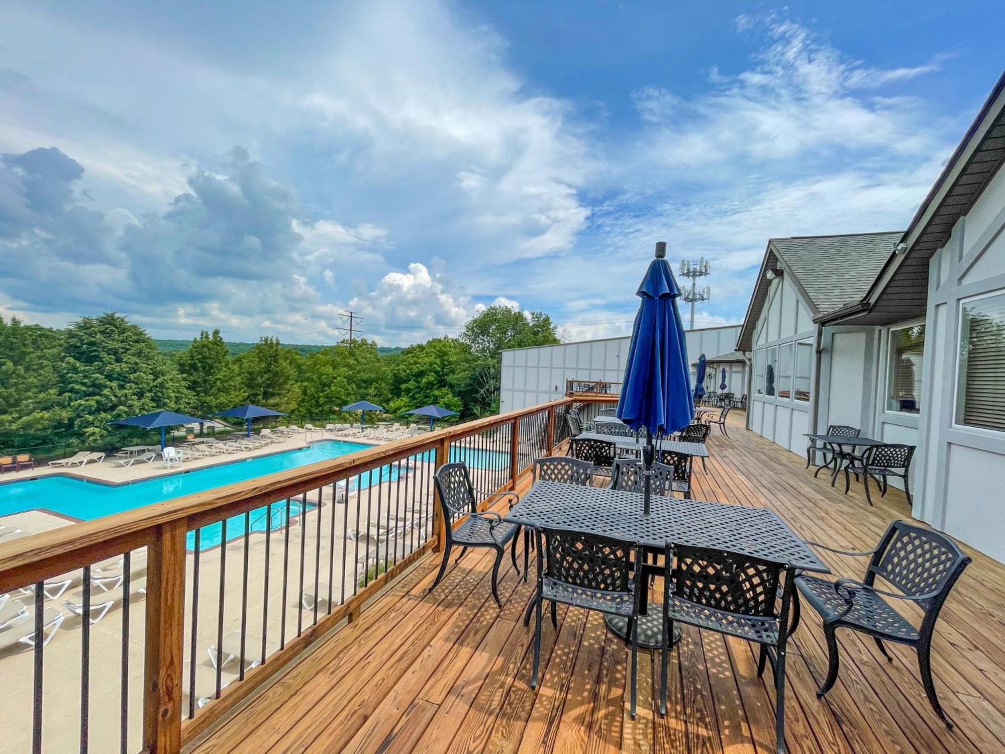 Premier Cozy Cabin - Free Amenities & Comm Indoor Pools Bushkill Exterior foto